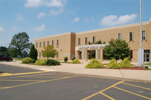 Maple Point entrance 